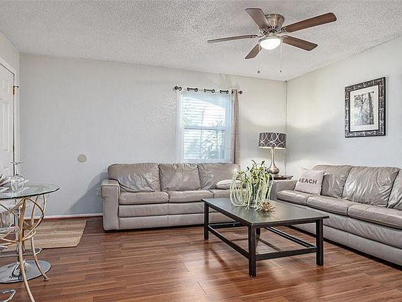4th image of 2816 Anthony St #A
