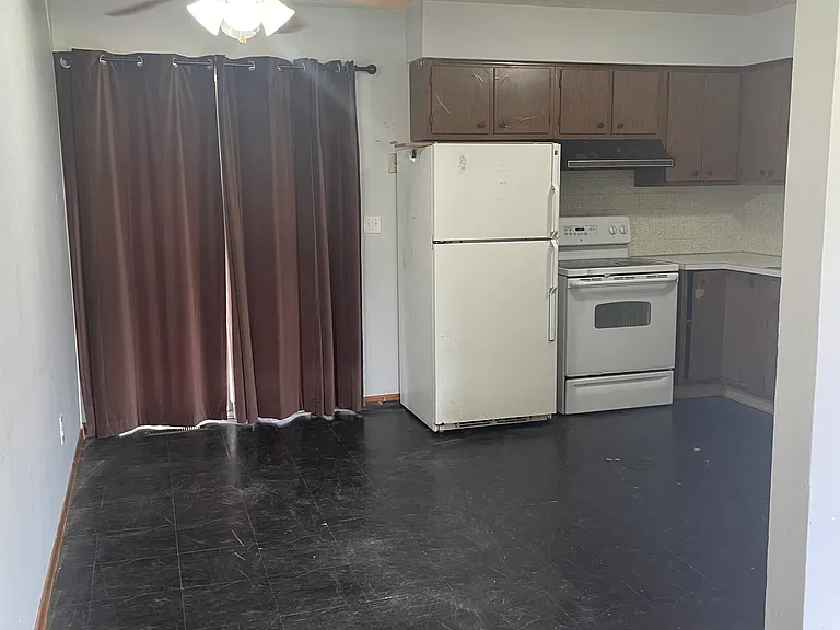 3864 Cottage Grove Rd — Photo 10