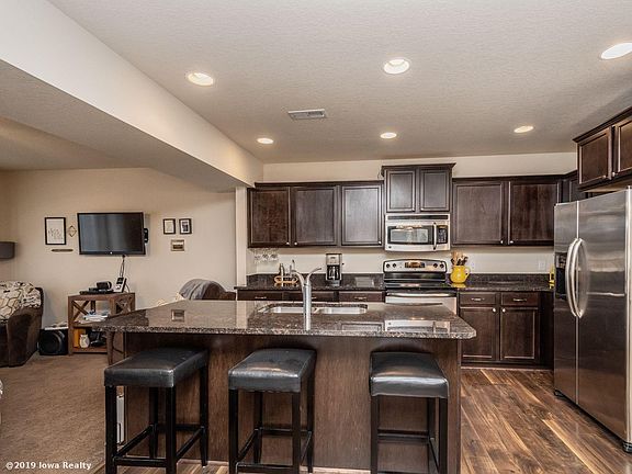 3rd image of 9075 Coneflower Dr Unit 103