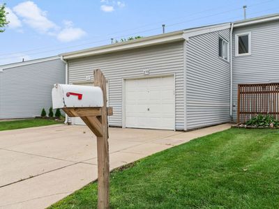 275 E Alpine Dr, Glendale Heights, IL, 60139