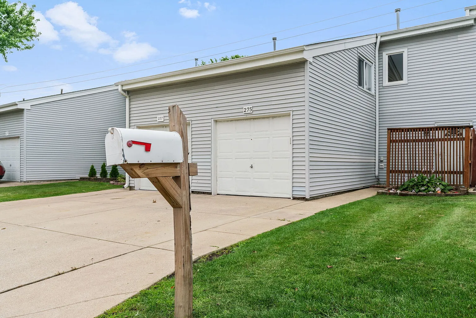 275 E Alpine Dr photo 1