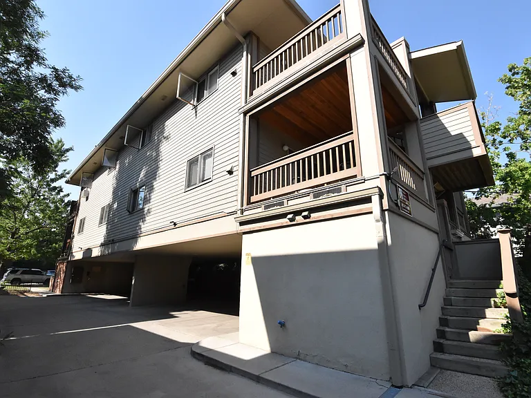 1921 Walnut St #102 — Photo 38