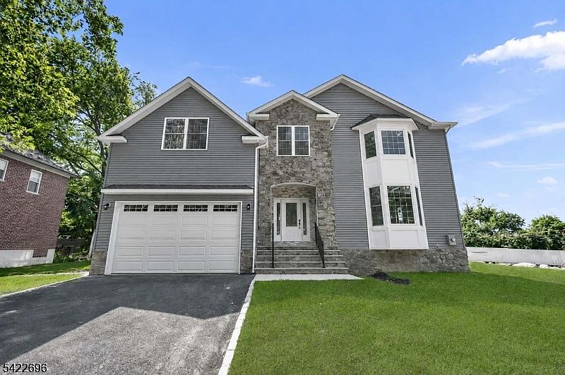 1st image of 210 Corliss Avenue