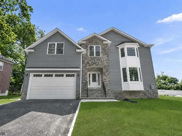 210 Corliss Avenue, Phillipsburg Town, NJ 08865