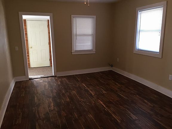 3rd image of 20504 W Highway 62