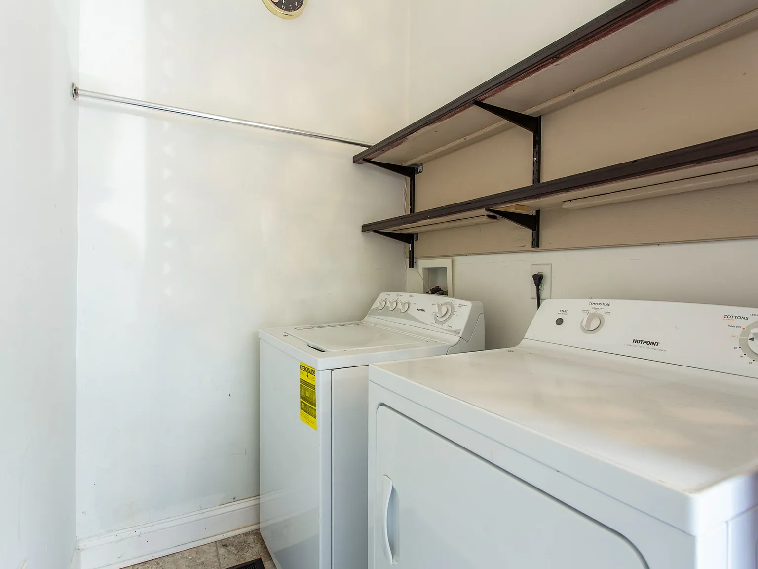 1539 Cecil B Moore Ave Unit 3 — Photo 3