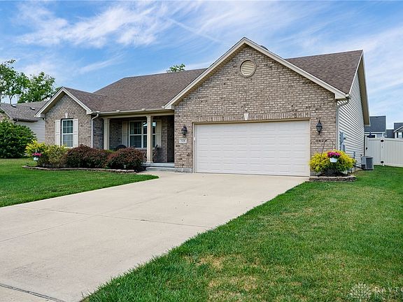 3rd image of 328 Deep Woods Ct