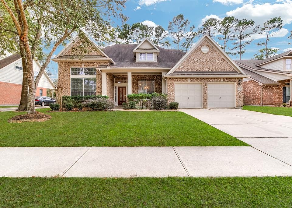 Welcome home to 7822 Highland Arbor