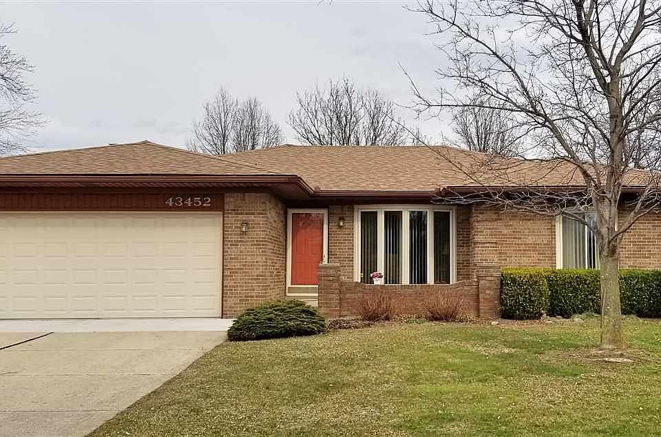1st image of 43452 Vinsetta Dr