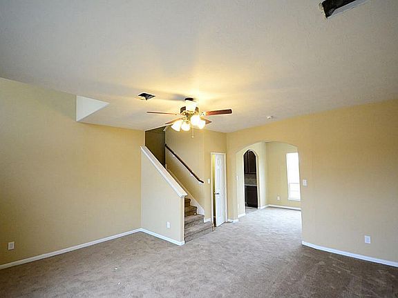 4th image of 11203 Royal Rock Ct