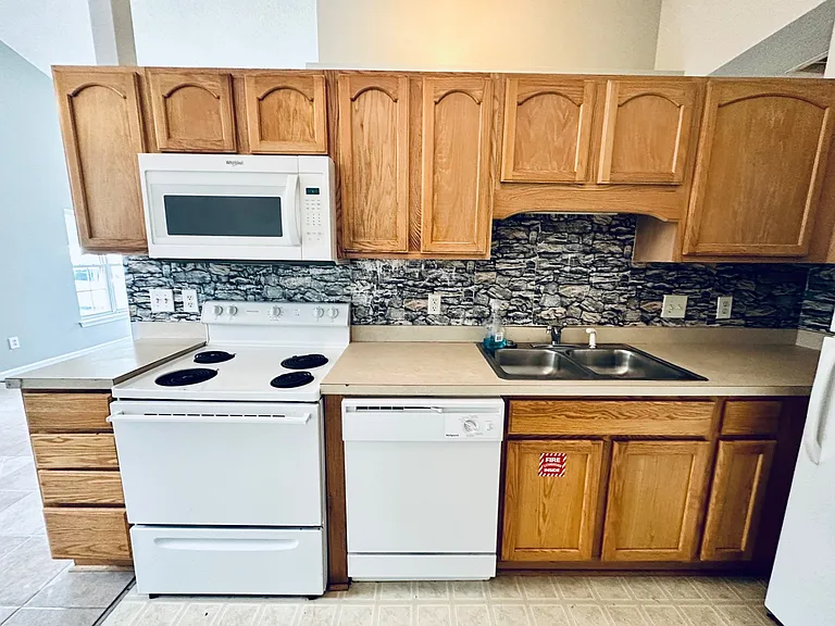 Kitchen 4_10052023