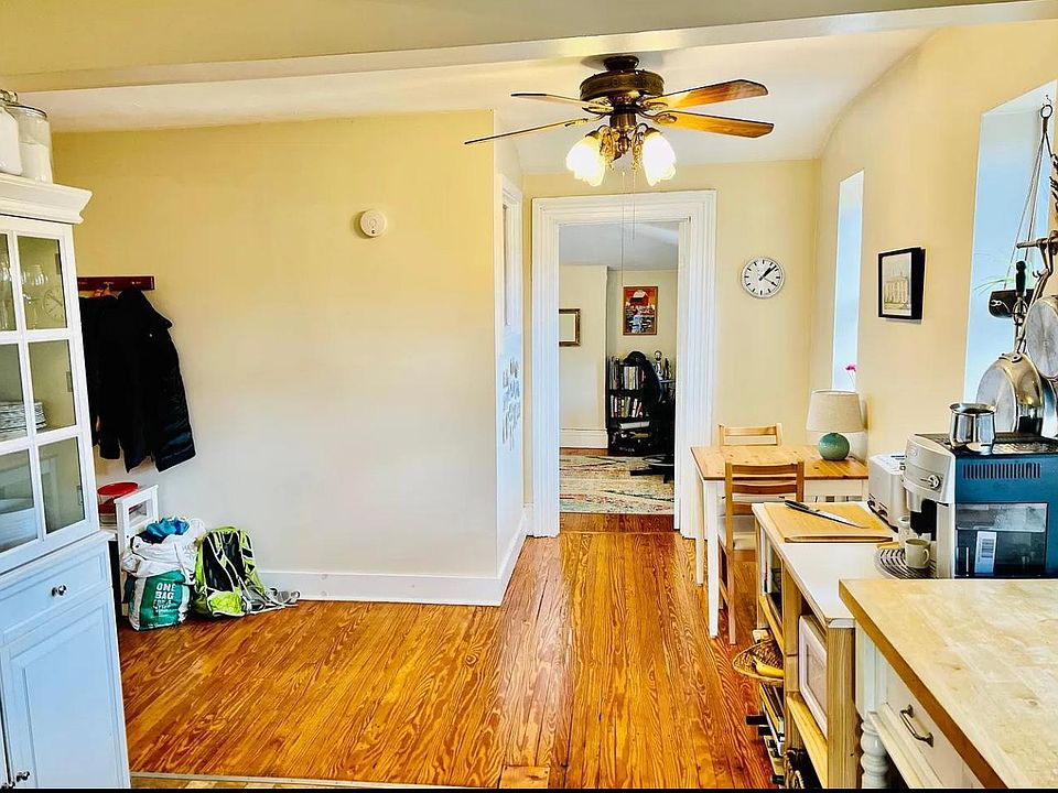 1st image of 38 Cottage Pl #3