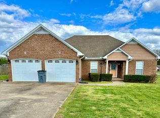 45 Isabella Ct, Killen, AL 35645