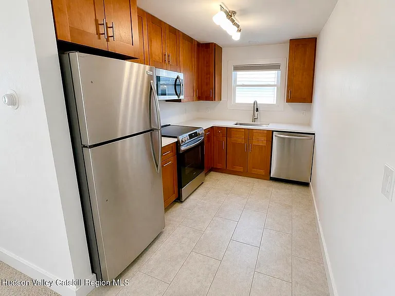 97 W Bridge St #A — Photo 8
