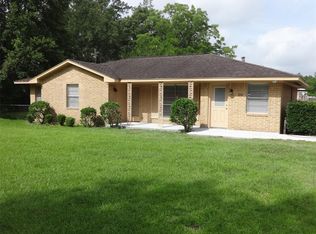 109 N Magnolia Dr, Conroe, TX 77301