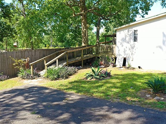 5th image of 11888 Oak Apple Ct