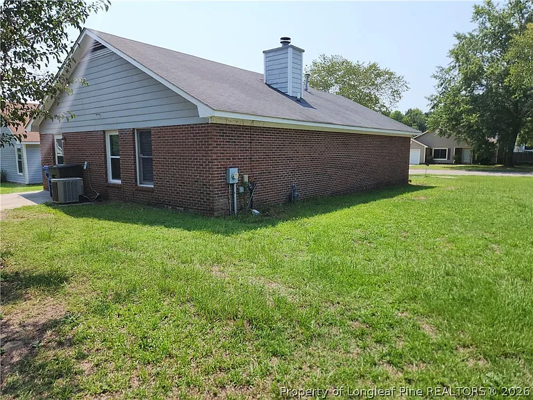 5598 Quietwood Pl — Photo 12