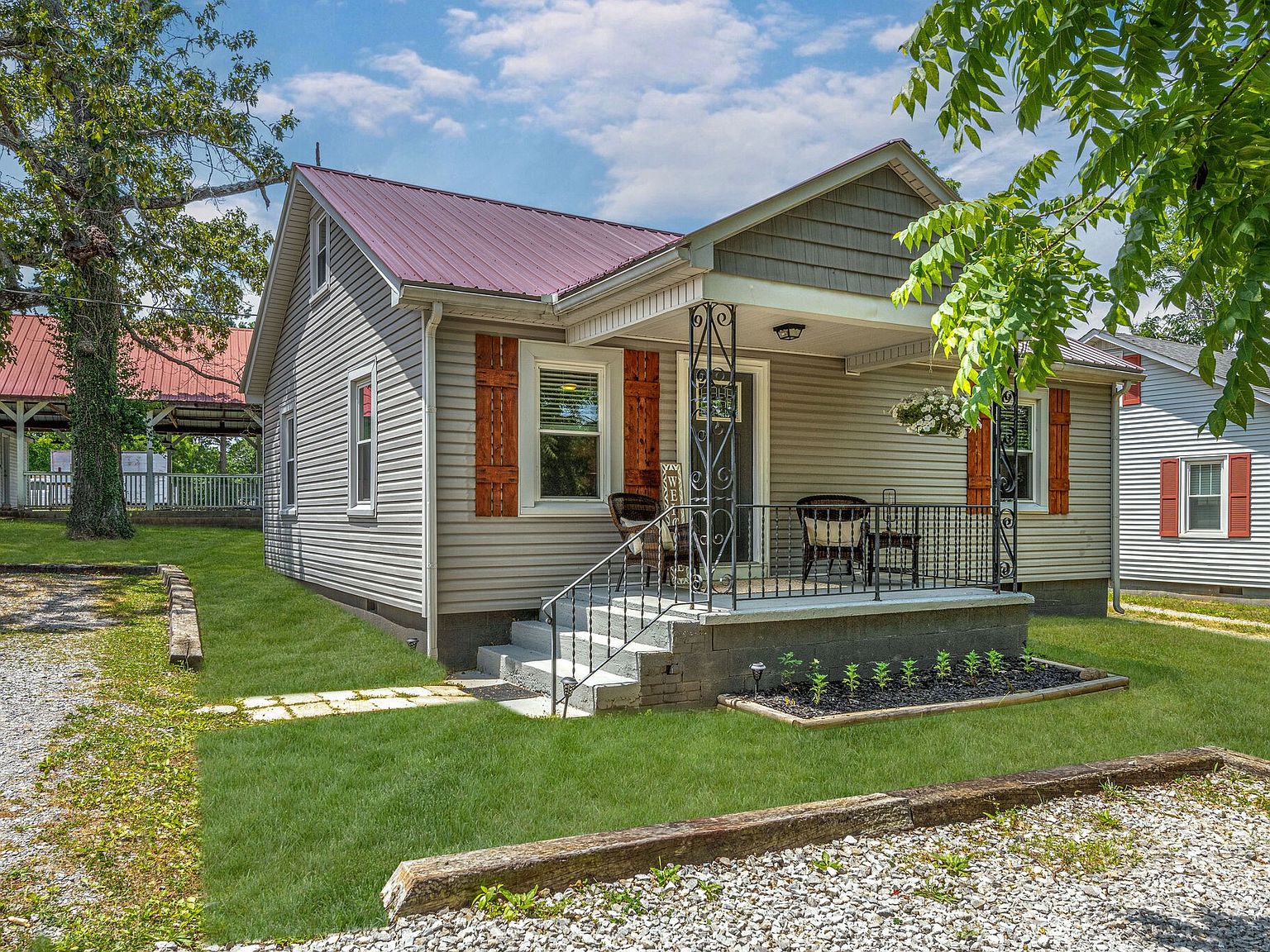 1021 Taylor Town Rd, White Bluff, TN 37187 Zillow