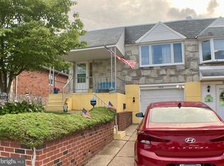 9814 Clark St, Philadelphia, PA 19115