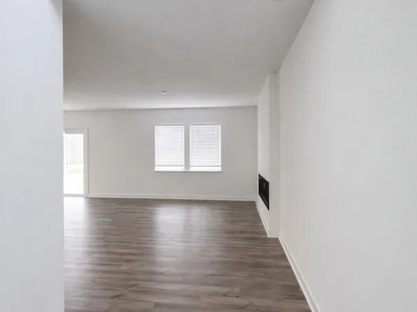 5803 Sunstone Rd, Indianapolis, IN 46239