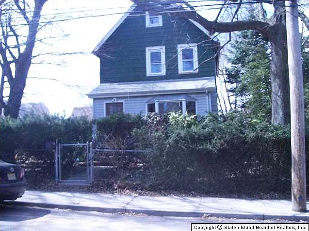 1st image of 362 Pelton Ave