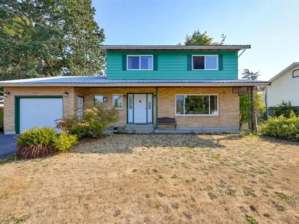 5847 Sycamore St, North Cowichan, BC V9L 3E3