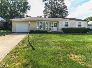 217 Ivanhoe Way, Bloomington, IL 61701