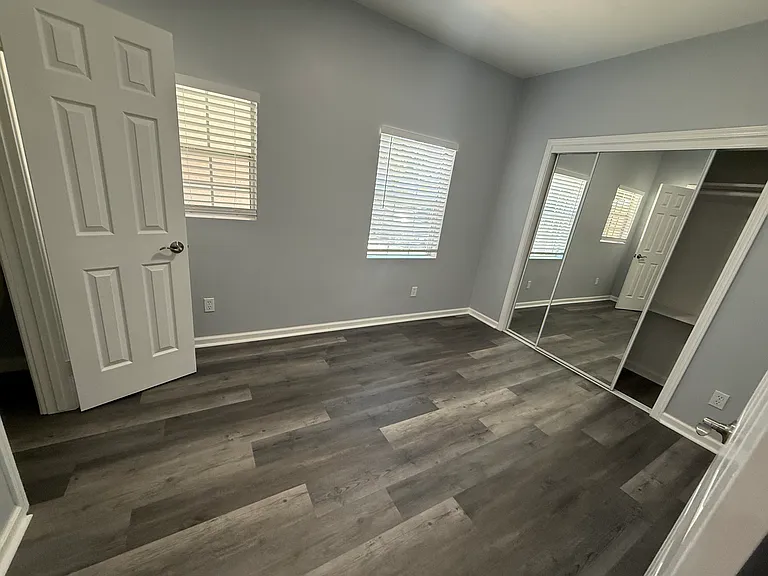 1032 S Normandie Ave #101 — Photo 17