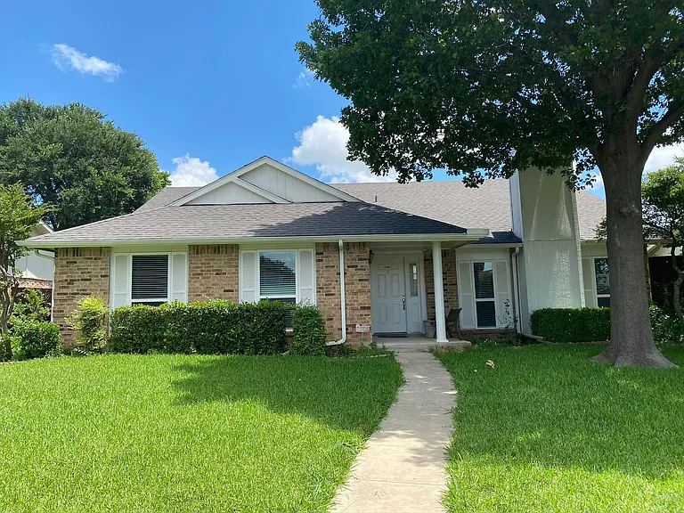 1325 Kesser Dr — Photo 1