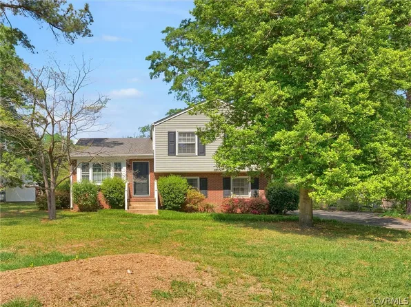 10300 Maplested Ln, Richmond, VA 23235