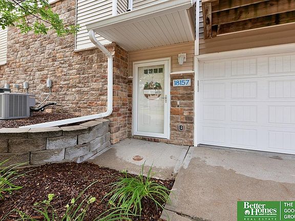4th image of 18157 Hayes Ct