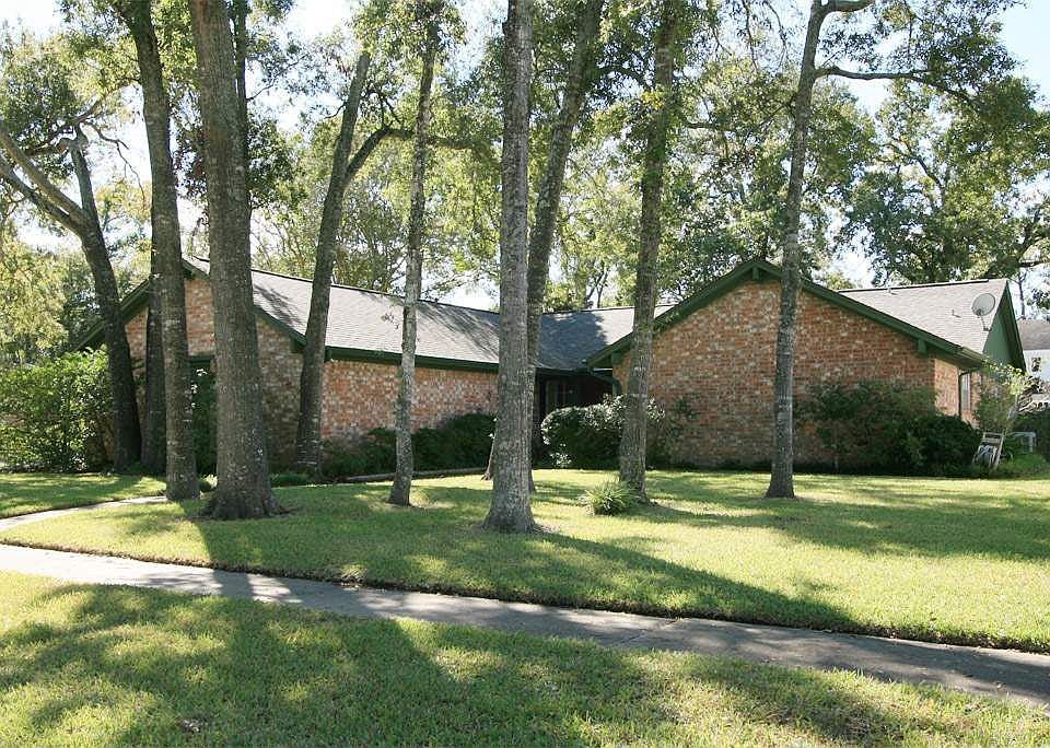 1st image of 1003 Parkstead Dr