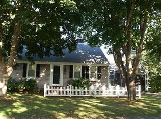 96 Eldredge Sq, Chatham, MA 02633