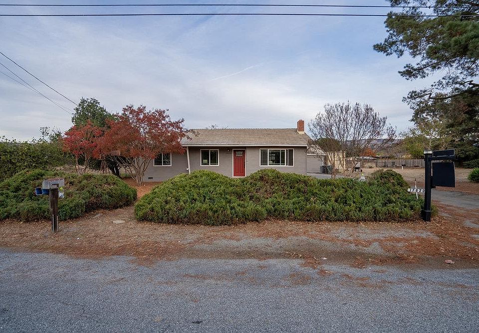 1st image of 17820 Casa Ln
