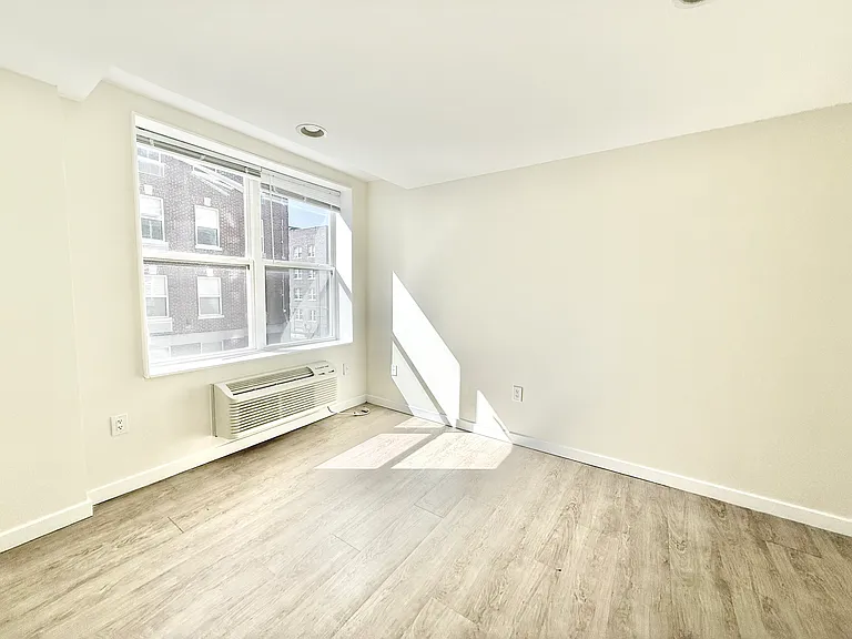 249 S 49th St #8O6 — Photo 80
