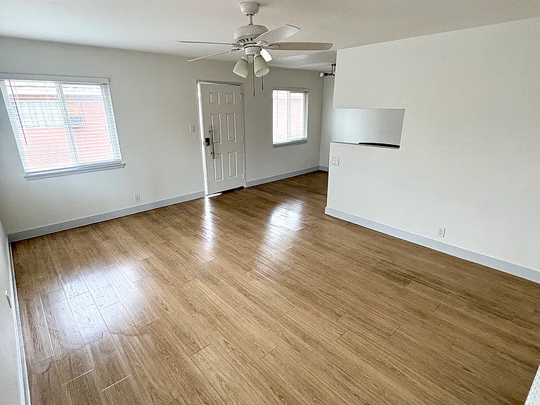 611 Walnut Ave #1 — Photo 7