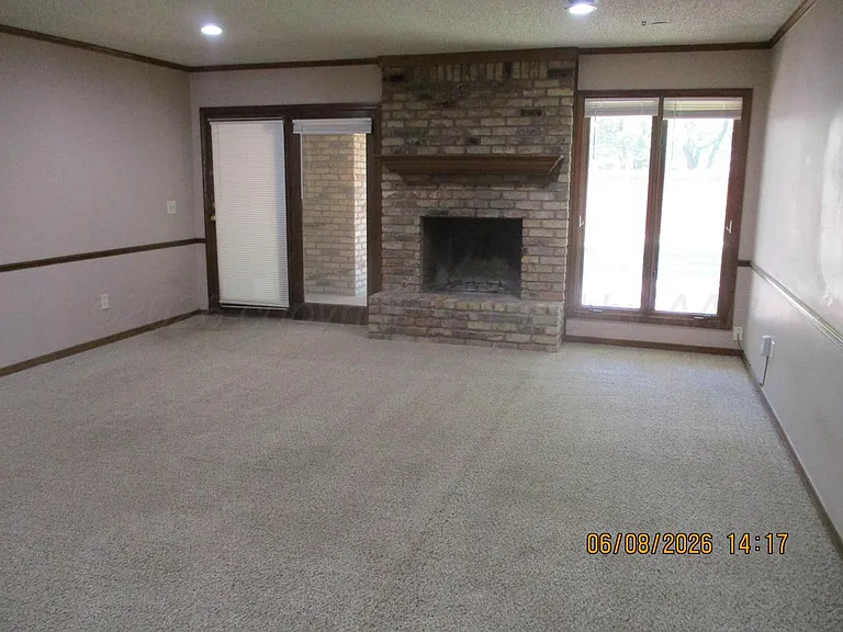 3417 Thornton Dr — Photo 8