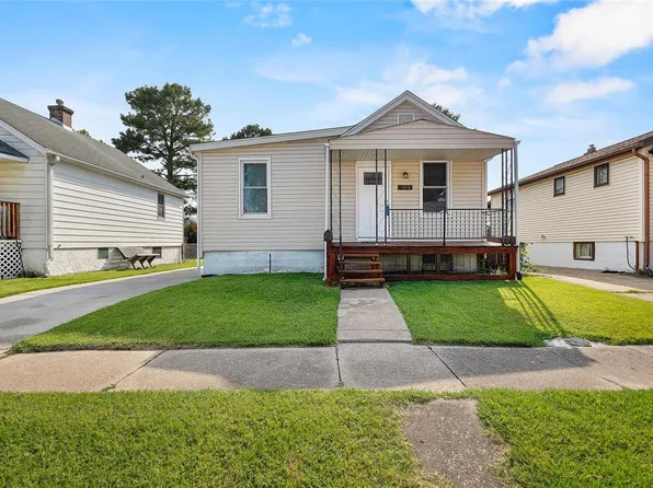 4676 Primm St, Saint Louis, MO 63116