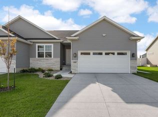 1942 Bowstring Dr, Marion, IA 52302