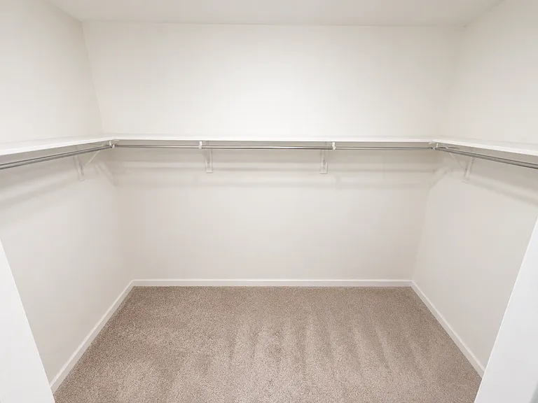 5163 N Folkstone Dr — Photo 16