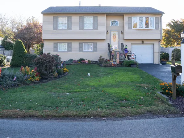 5651 Terrace Ave, Bensalem, PA 19020