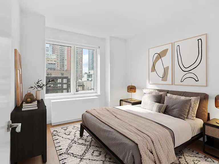 550 W 45th St #2513 — Photo 5