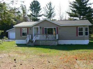 N7701 Sleighway St, Christmas, MI 49862