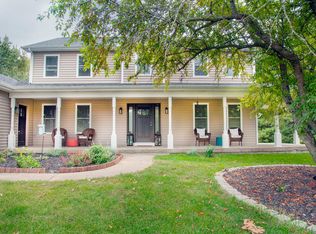 41W945 Northway Dr, Elburn, IL 60119