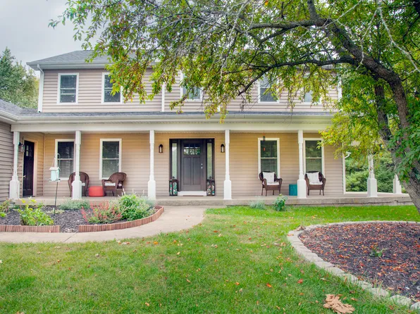 41W945 Northway Dr, Elburn, IL 60119