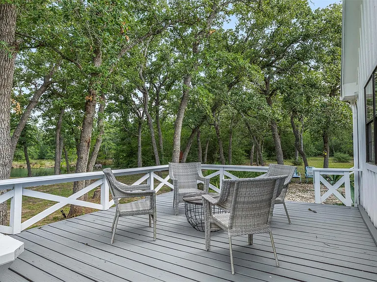 6811 Mockingbird Rd — Photo 4