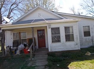 1105 Floral Rd, Concord, AR 72523