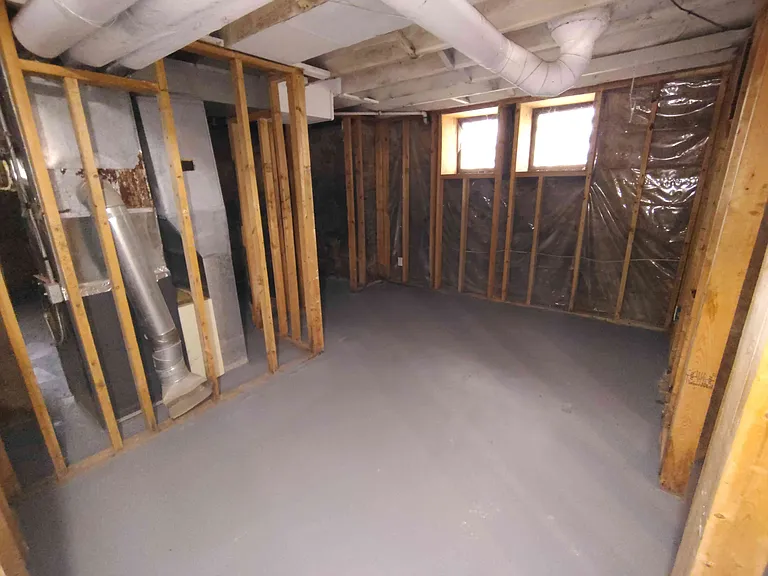 1102 Grant Ave #16 — Photo 14