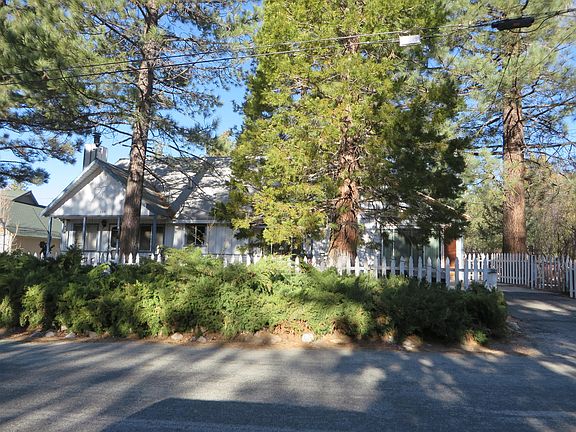 2nd image of 1025 Holden Ave
