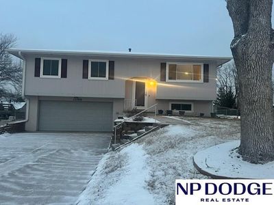 11106 V St, Omaha, NE, 68137
